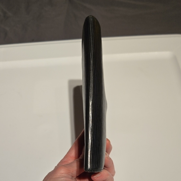 Louis Vuitton Epi Wallet - Picture 6 of 16